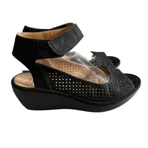 Clarks Reedly Salene Wedge Ankle Strap Sandals Women 10 M Black Perforated Suede